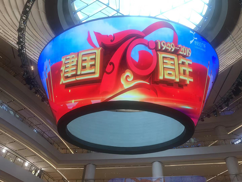 公司花20萬裝修的會(huì)議室，竟被客戶吐槽‘像網(wǎng)吧’？高級(jí)感會(huì)議室的屏幕選擇秘訣”